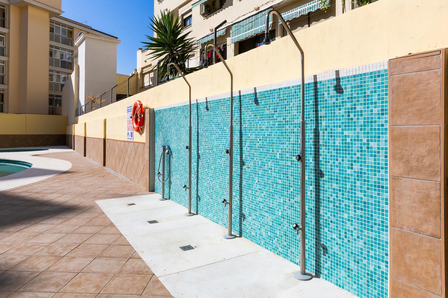 Ver952 - Vistas Mar Y Piscina, Wifi, Playa 600 Metros, Centro 150 Metros Torremolinos Buitenkant foto